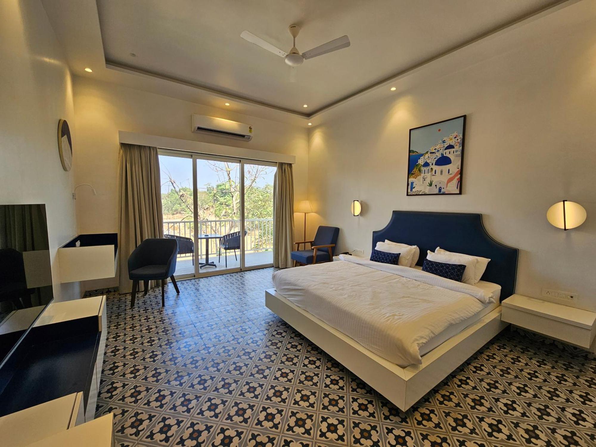 River Estates Luxury Resort & Spa Karjat Exterior photo