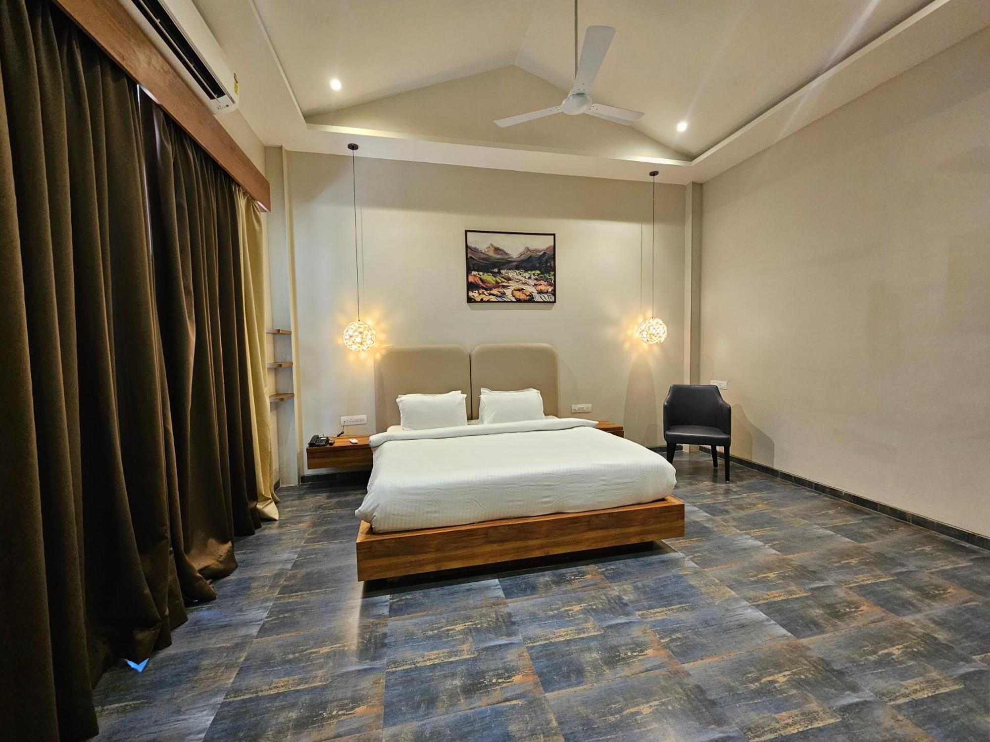 River Estates Luxury Resort & Spa Karjat Exterior photo