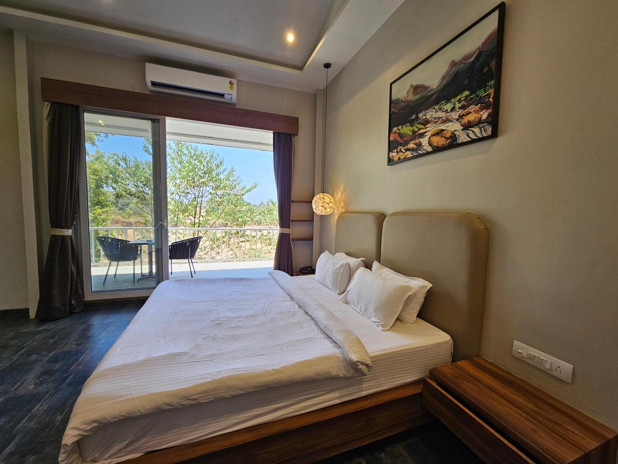 River Estates Luxury Resort & Spa Karjat Exterior photo